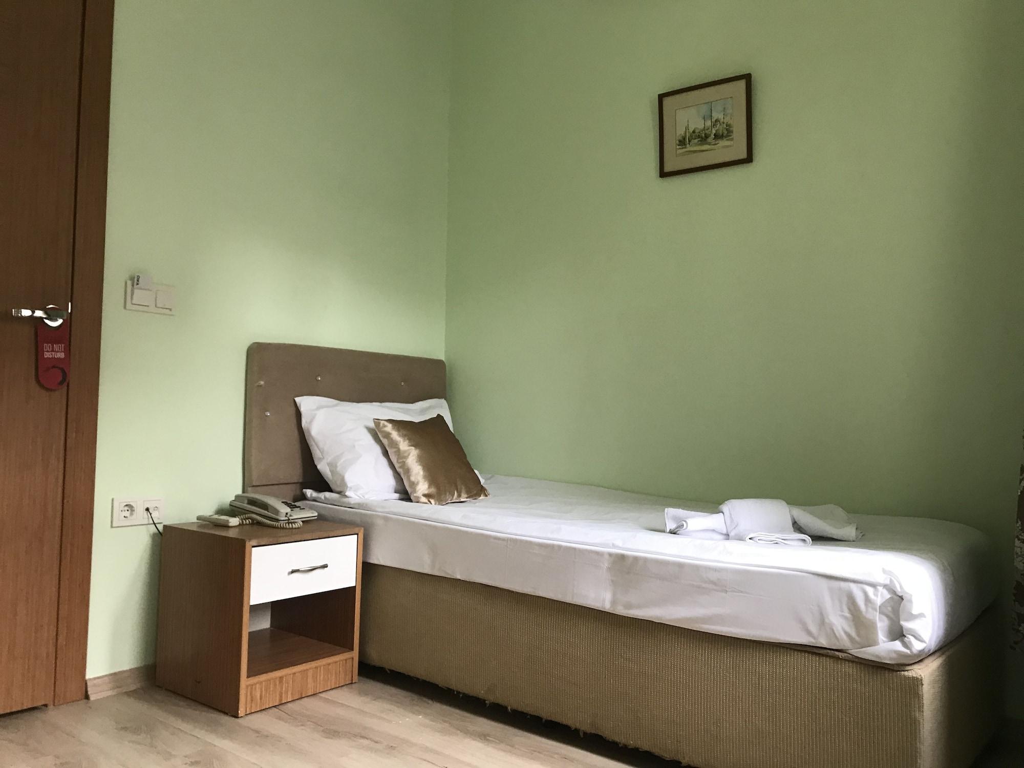 Historial Hotel Istanbul Luaran gambar