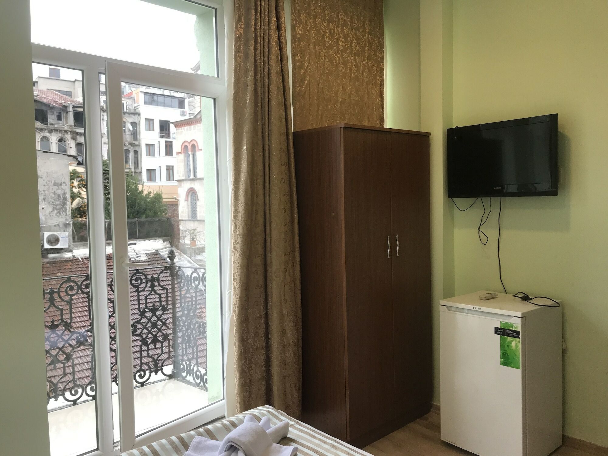 Historial Hotel Istanbul Luaran gambar